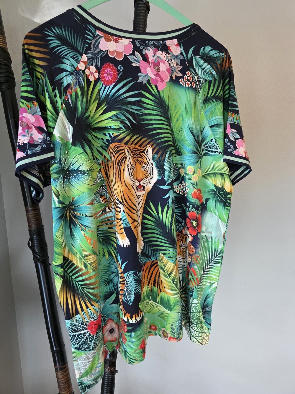 NWT Johnny Was Floral Tiger Patch V-Neck Blouse - Green, Pink & Black, Small - Picture 4 of 5
